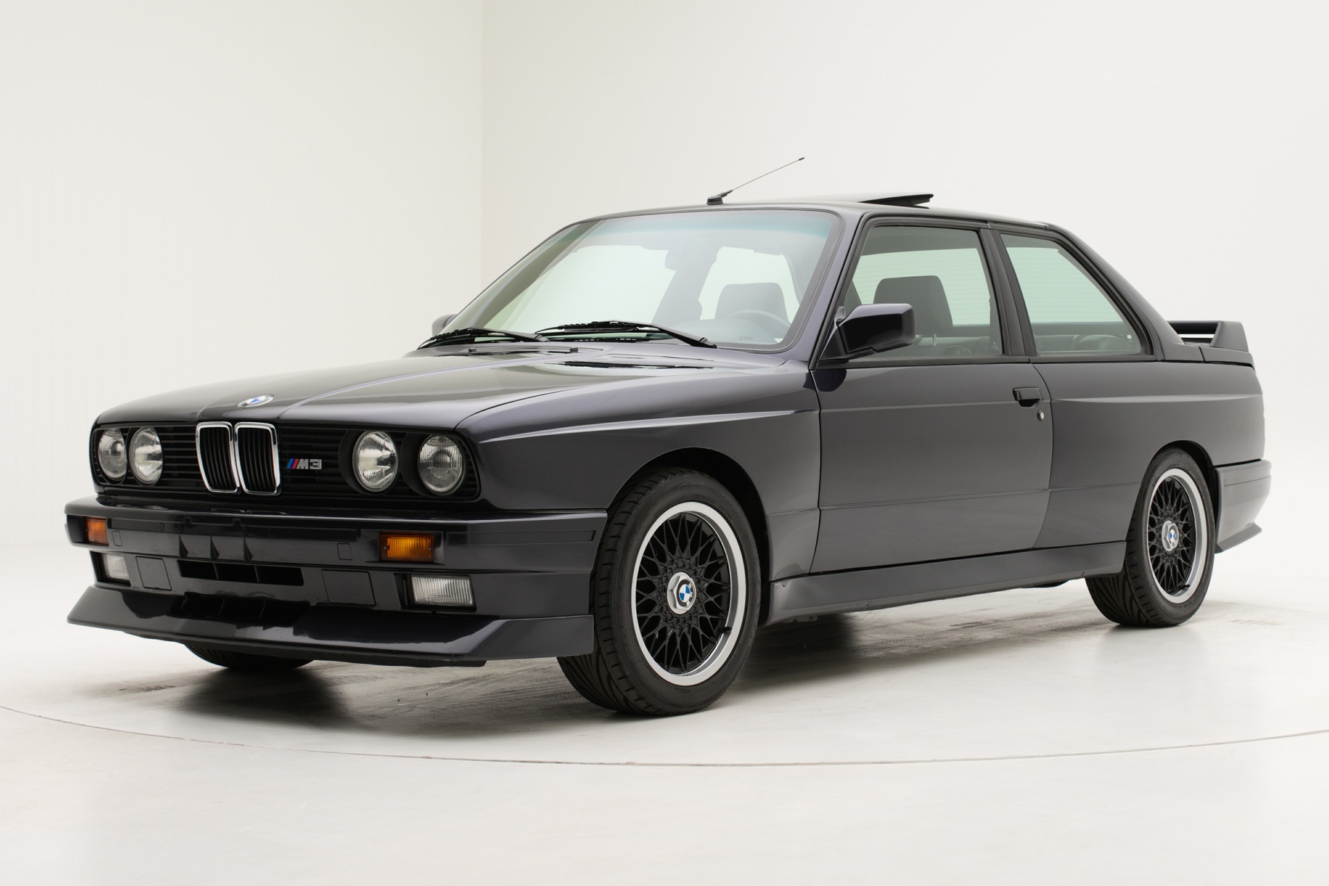 BMW M3 E30 Jonnhy Cecotto